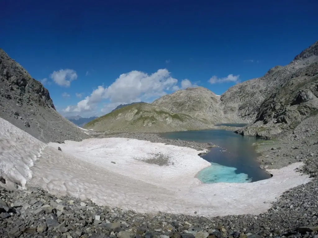 Le névé de l'angoisse pendant mon séjour dans les pyrénées en solitaire