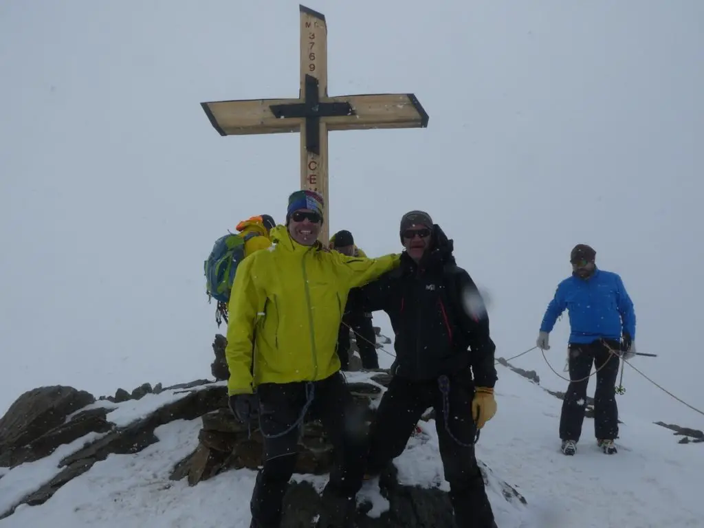 Le Monte Cevedale en ortles en Italie 