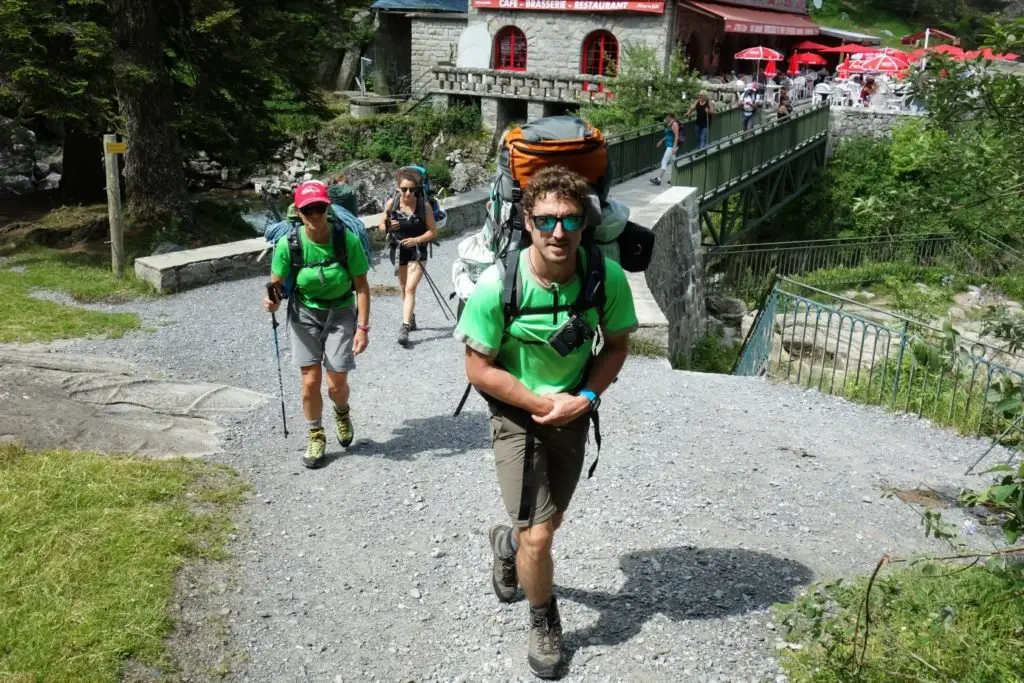 Motivés au départ du pont d’Espagne pour l'ascension du vignemale