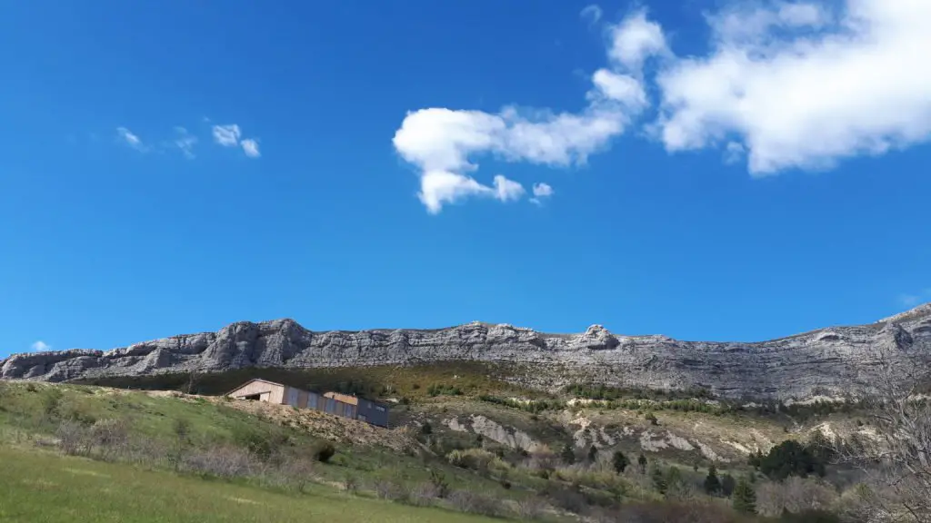 Paysages de la Réserve Naturelle Géologique de Haute Provence