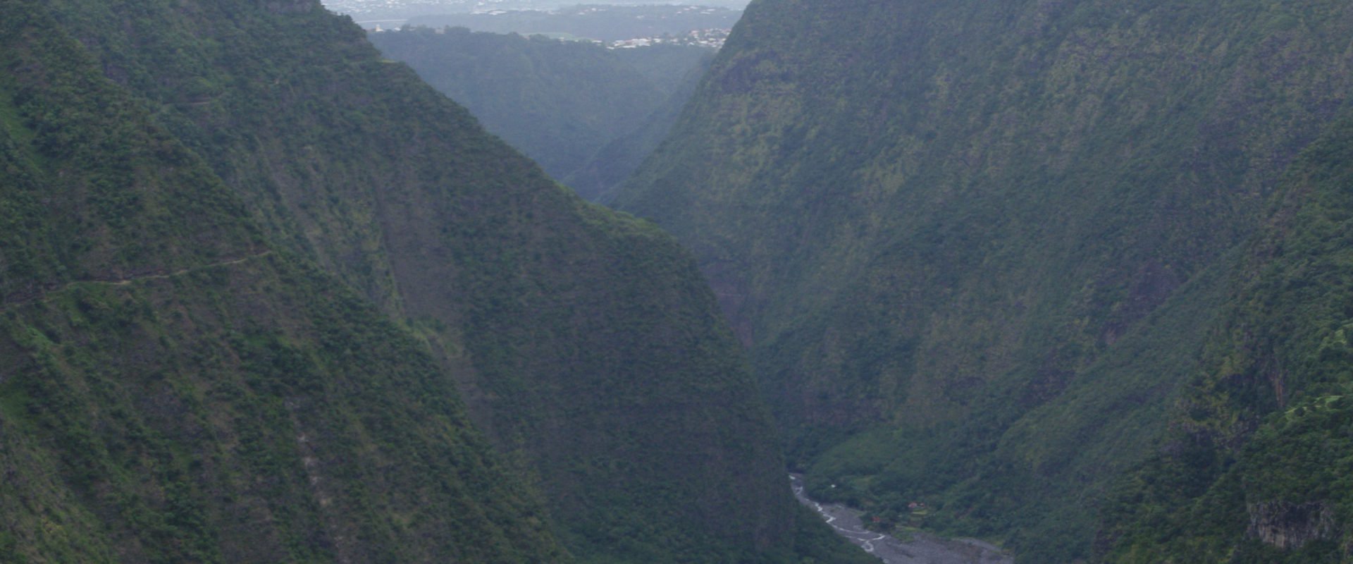 Point de vue depuis les chemins pendant la randonnée à grand bassin