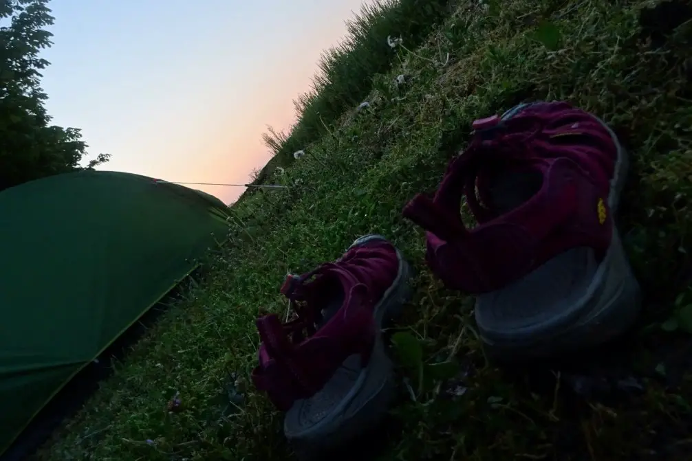 Premier bivouac pendant notre séjour en Italie à vélo