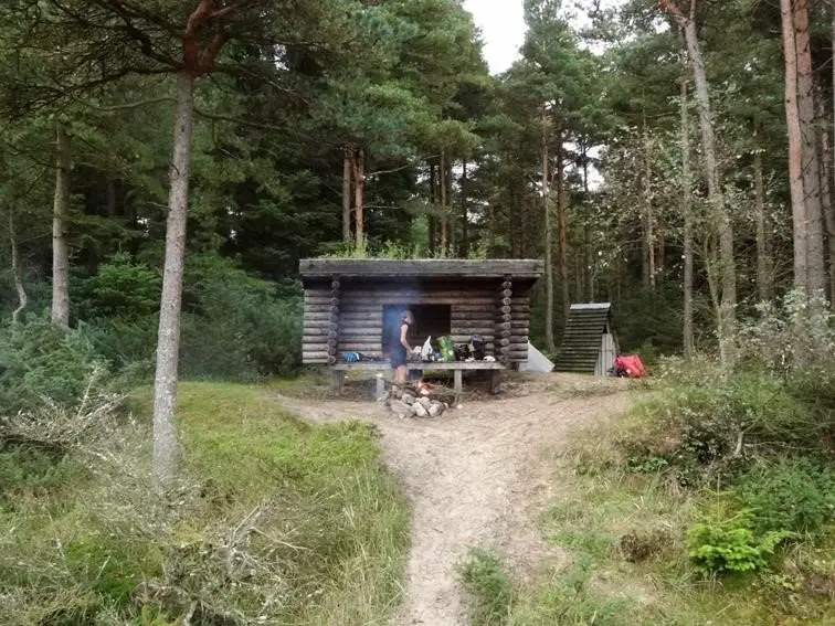 Un des nombreux Shelters de notre séjour (Brøndum, Danemark)