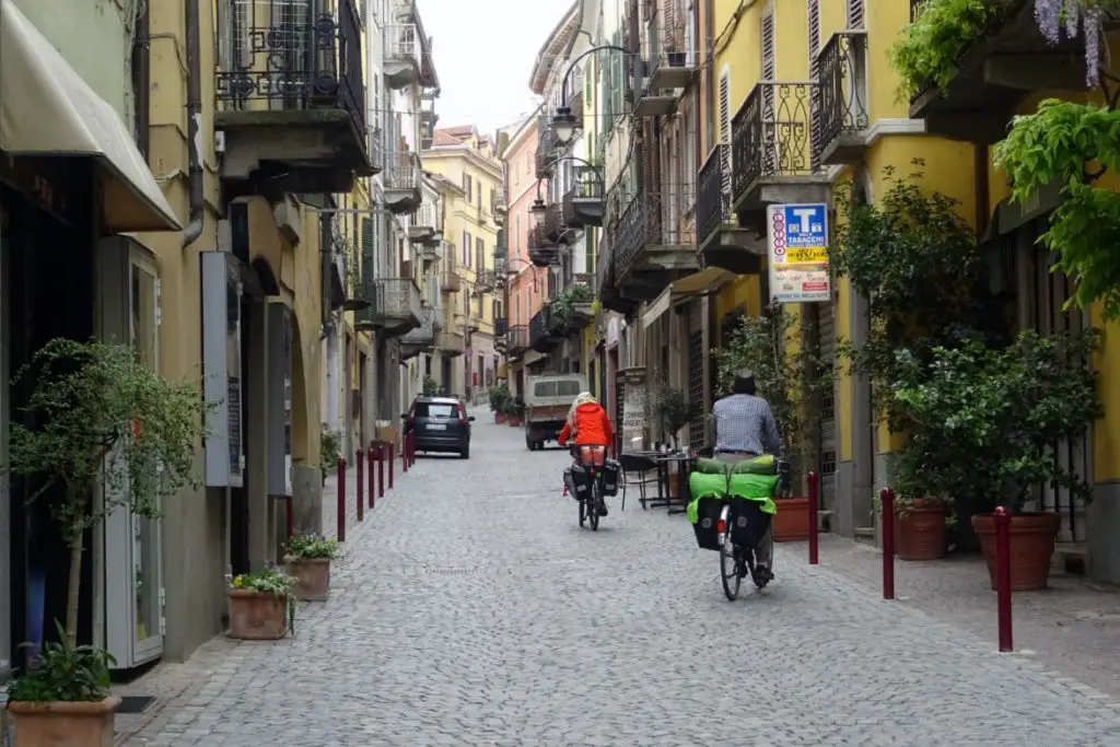 Vélo dans le piémont en Italie