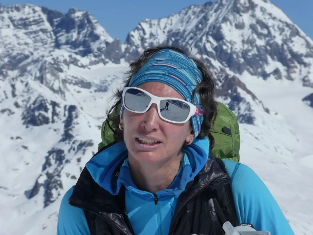 Nath dans le dur participant au ski de randonnée dans l"Ortles