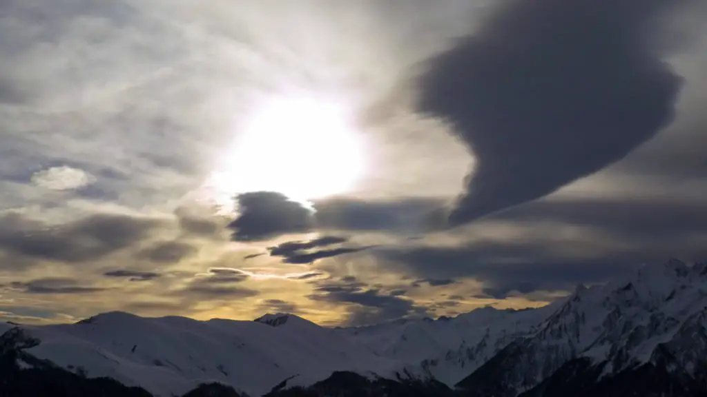 les dangers de la météo en montagne