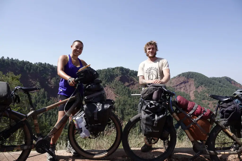 50kg de chargement pour  la traversée des pyrénées en vélo