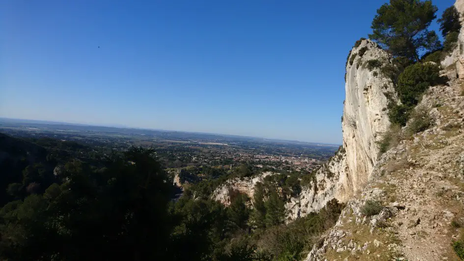 Sortie Trail avec Vue du Mont Gaussier dans les Alpilles