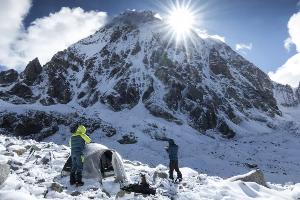 Bivouac au pied du Jiazi, avant d’aller sur le Grosvenor ouvrir Tcheu cte panthère (Sichuan, Chine)