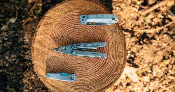 Free K gamme de couteaux multi-fonction Leatherman