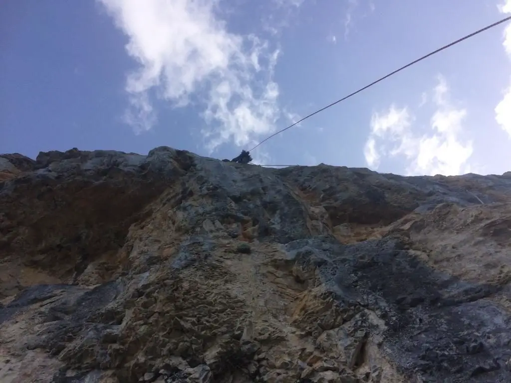 La troisième longueur 7b+ de Caminant sur le rocher de la Pena Montanesa