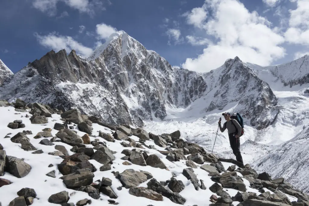 approche du Grosvenor en direction de Tcheu cte panthère quelque part dans le Sichuan (Chine)