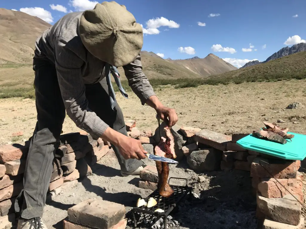 Asado traditionnel des gauchos en Argentine