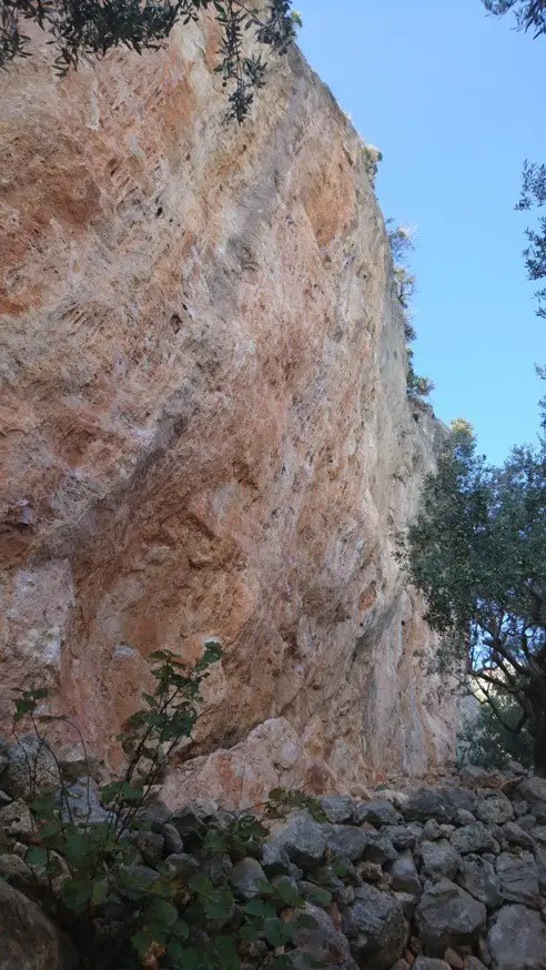 le rocher de la lafaise Sabaton à Leonidio en Grèce