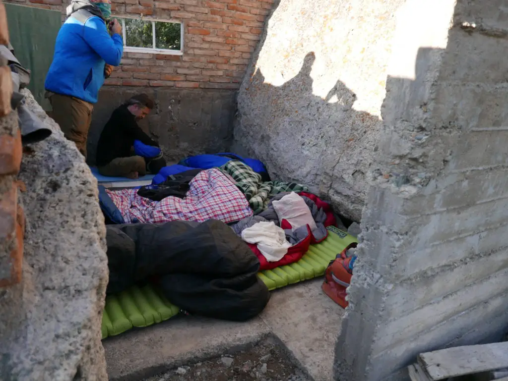 Reveil apres une nuit a la belle etoile dans la propriete des gauchos en argentine