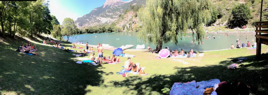 Lac de La Roche-de-Rame à l’Argentière-la-Bessée