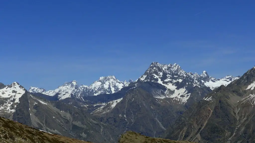 Les Alpes en France parmi les plus belles destinations à la montagne en mars