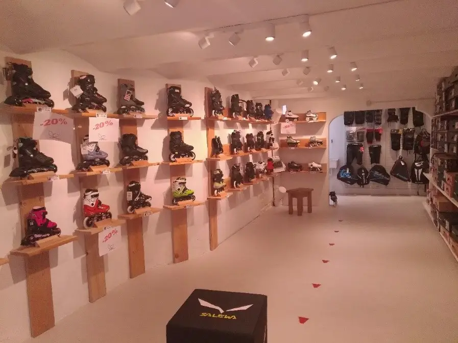 Vente de roller Fila rollerblade powerslide et chaya au magasin la randonnée à Montpellier