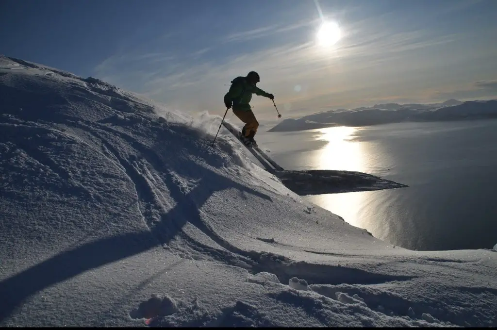 Alpes de Lyngen en Norvège pour des vacances sportives en avril