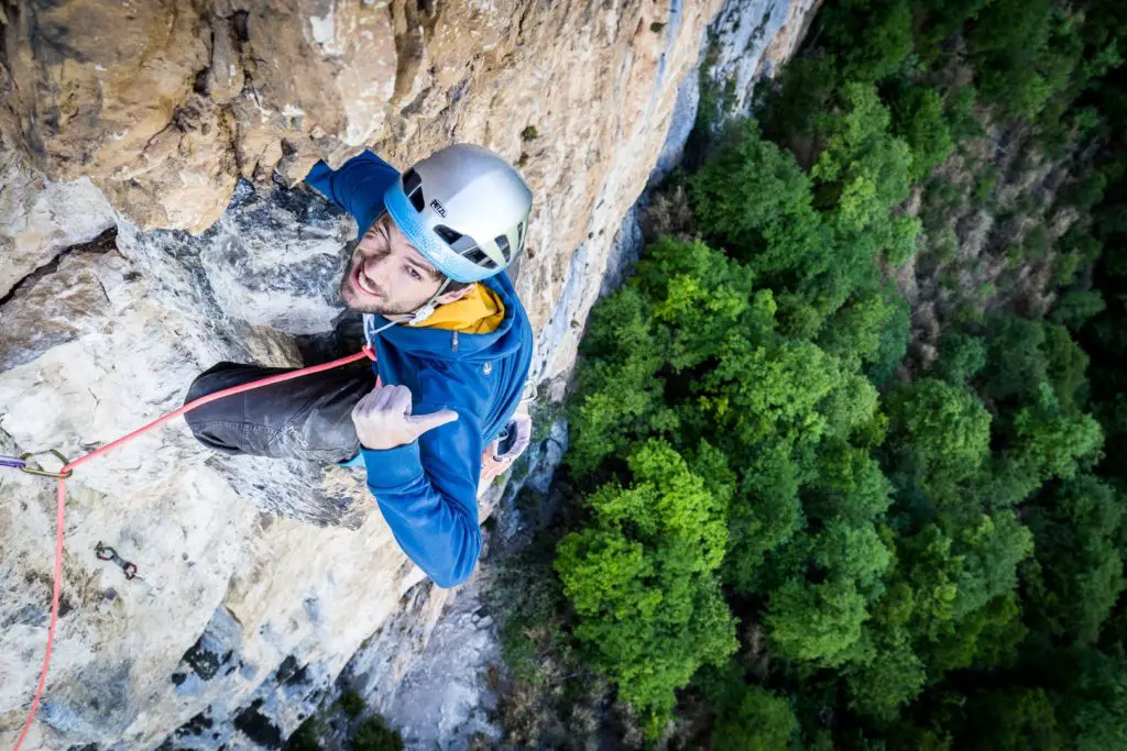 Bastien De Lattre dans le projet Badaboum grande voie d'escalade à Presles