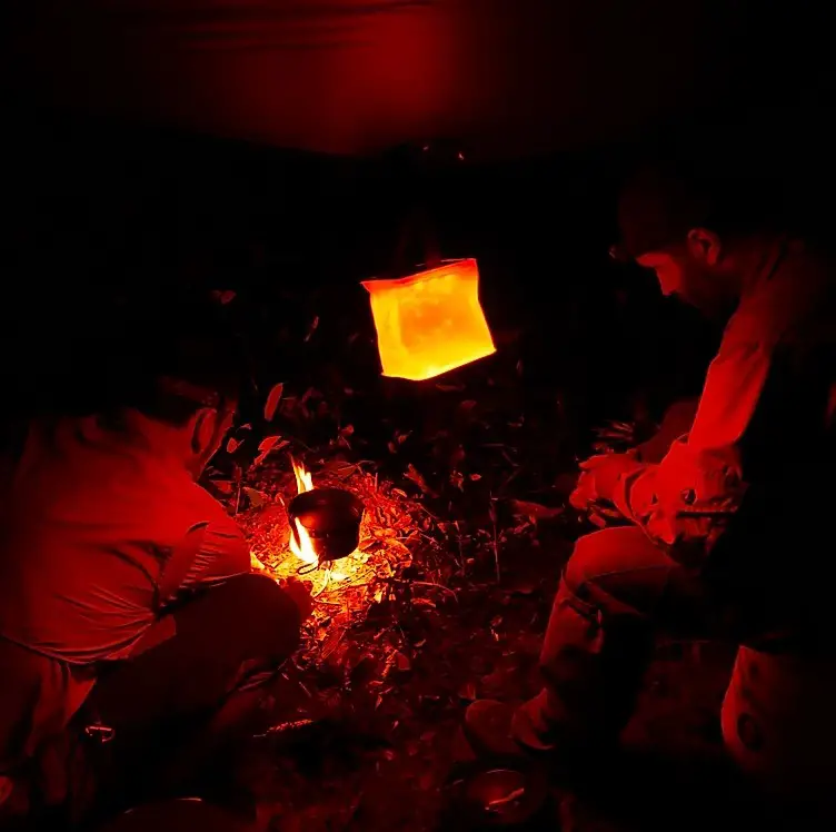 Bivouac en amazonie sur le chemin des émerillons