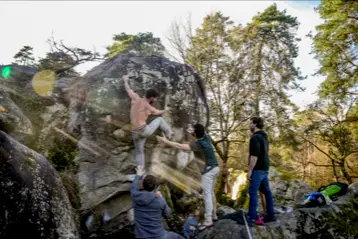 Donuts 7A+ bloc à fontainebleau