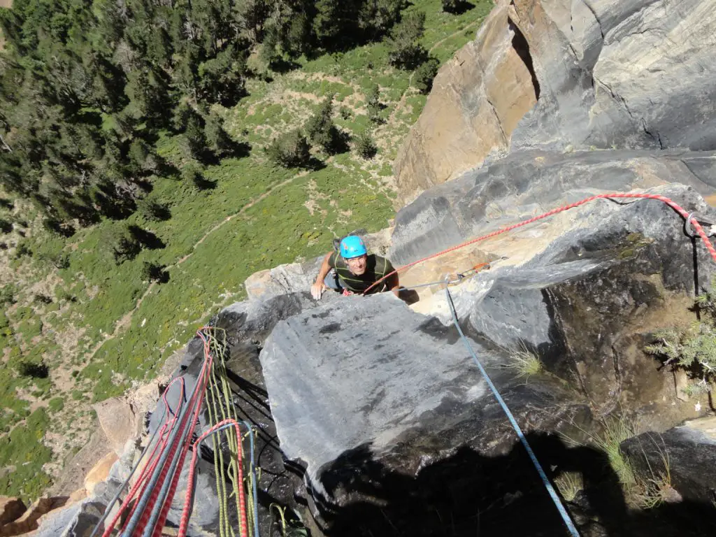 L2 de Zarathustra magnifique voie d'escalade à Ordesa