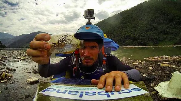 Rémi Camus lors de sa descente en hydrospeed sur le fleuve Mékong