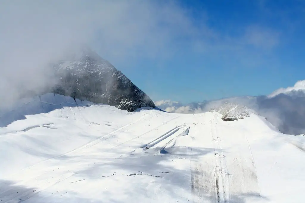 séjours de ski à la montagne en Autriche à Hintertux en mai