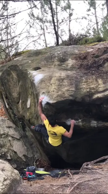 « Symbiose » 7C bloc à fontainebleau