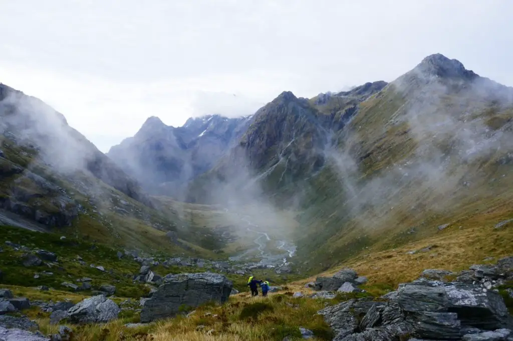 En direction de Park Pass au deuxieme jour de randonnée dans le Mount Aspiring National Park