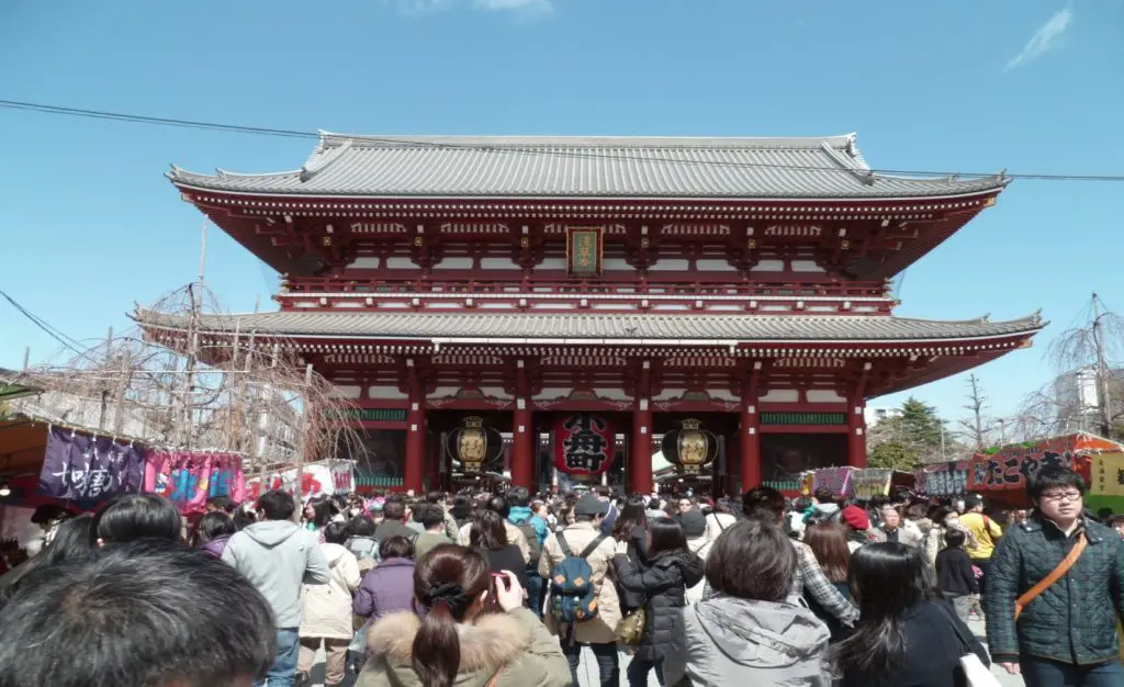 Visite du sanctuaire Asakusa-jinja au Japon