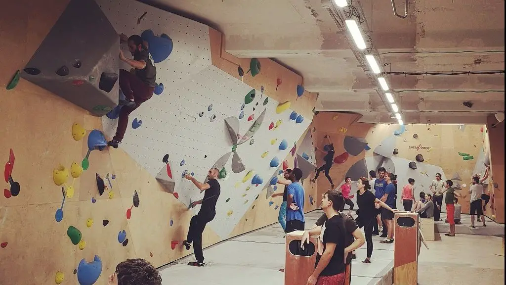 The Roof salle de bloc à Rennes