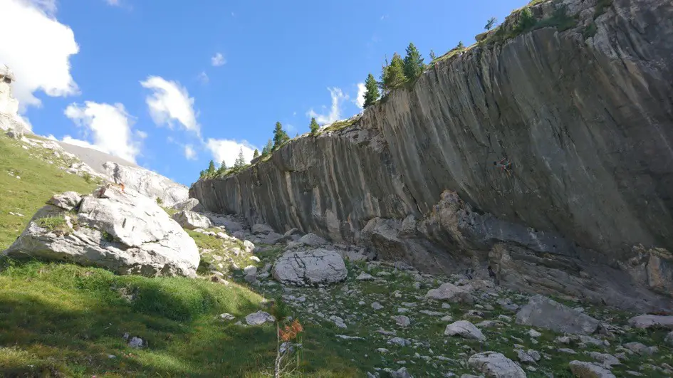 Falaise d'escalade La Saume dans le Queyras