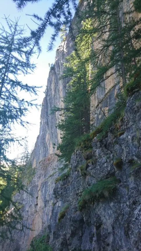 Le Pimaï falaise d'escalade des Hautes-Alpes