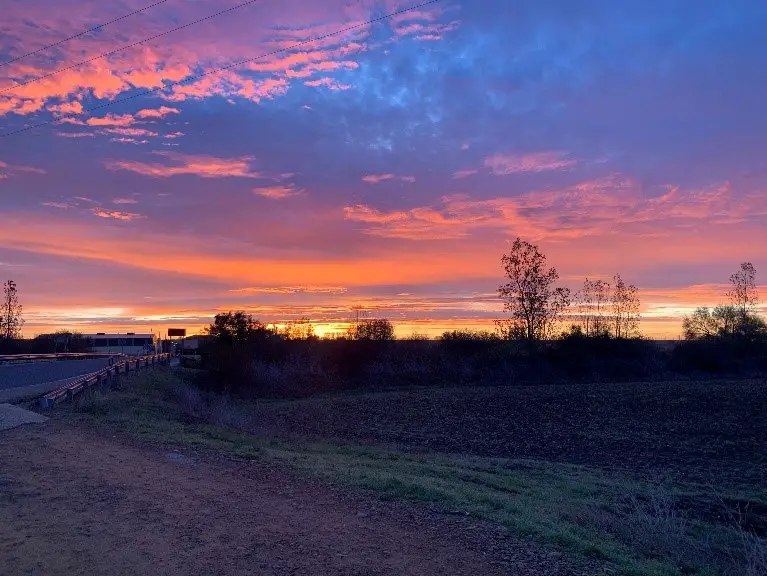 Un lever de soleil dans la meseta espagnole