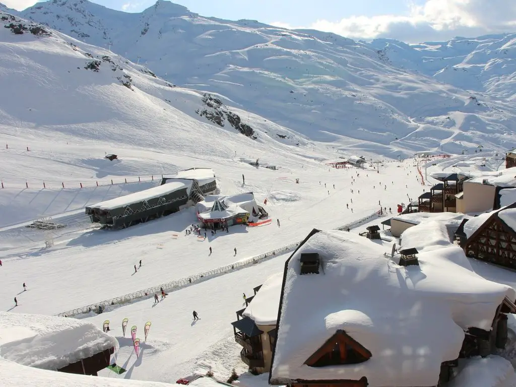 Vacances en novembre au ski sur les premières station de france enneigées