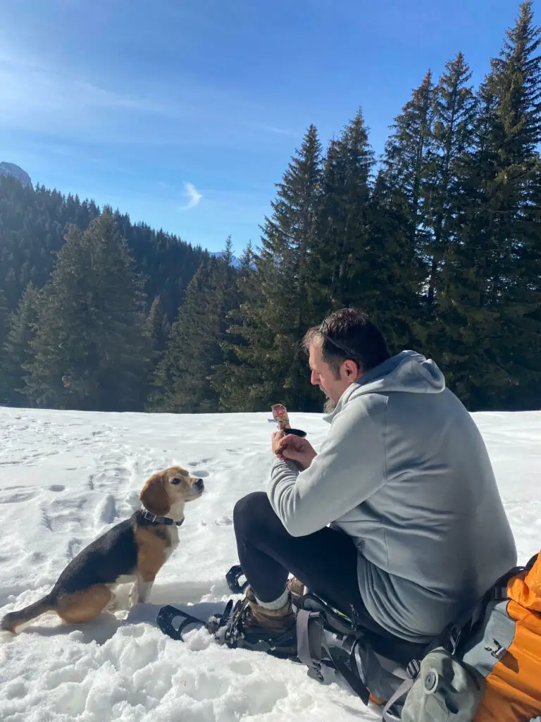 2 jours de randonnée à raquettes à neige avec la polaire FW Apparel