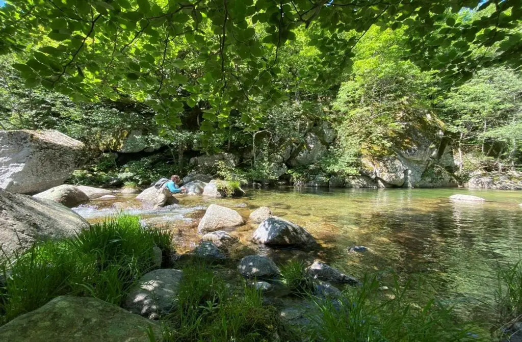 Le Tarn à l’étiage sur sa partie Amont proche des sources en Lozère