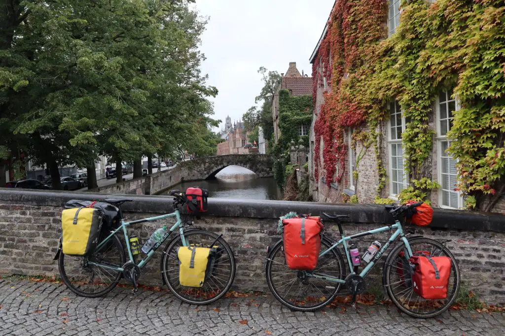 arrivée à Bruges, Belgique en Août 2020 suite de notre voyage en vélo en pleine crise sanitaire du COVID