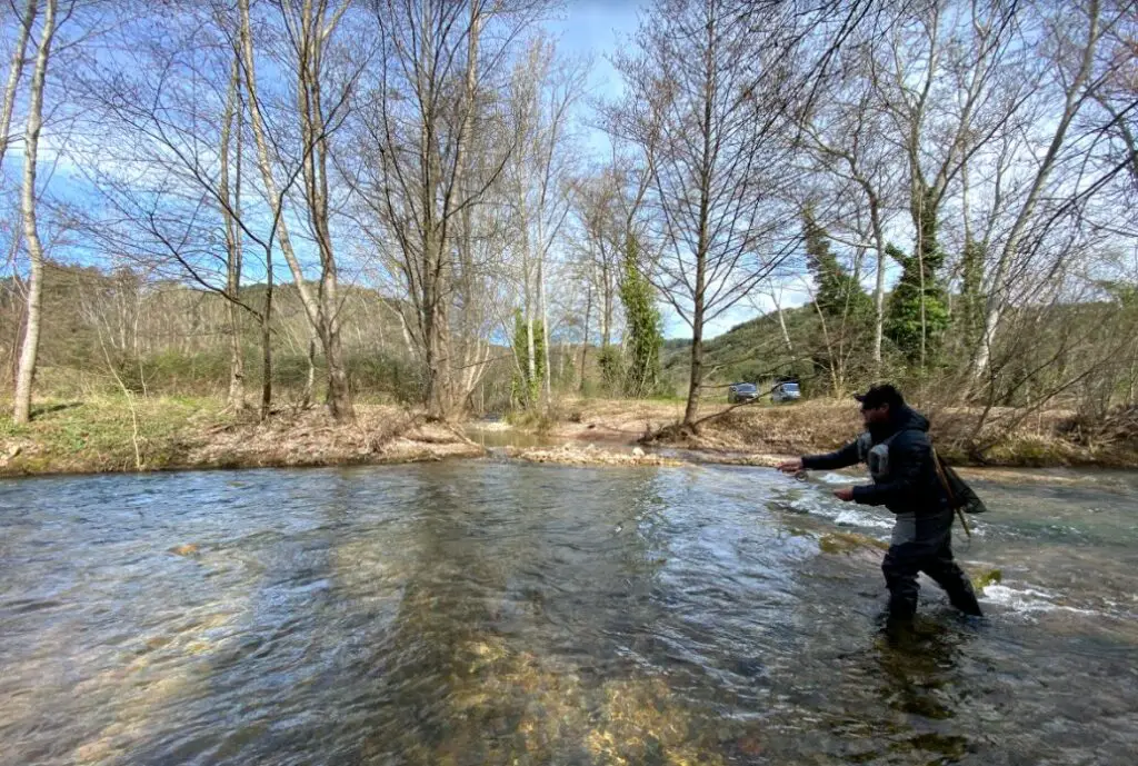 pêche à la mouche en nymphe sur l'Orb dans l'Hérault