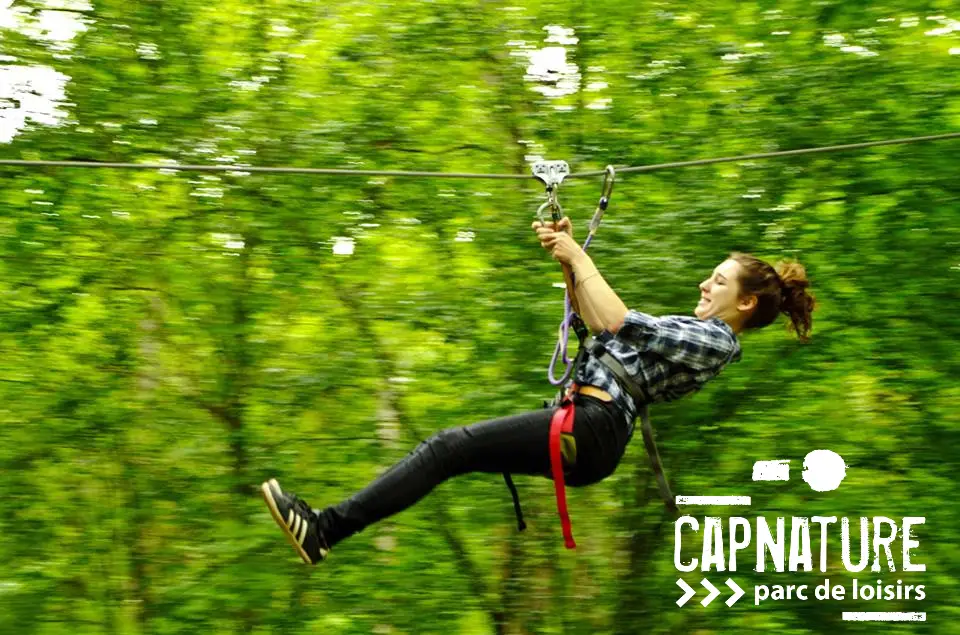 Tyrolienne au Parc de loisir de Cap Nature dans le Lot à Figeac et Pradines