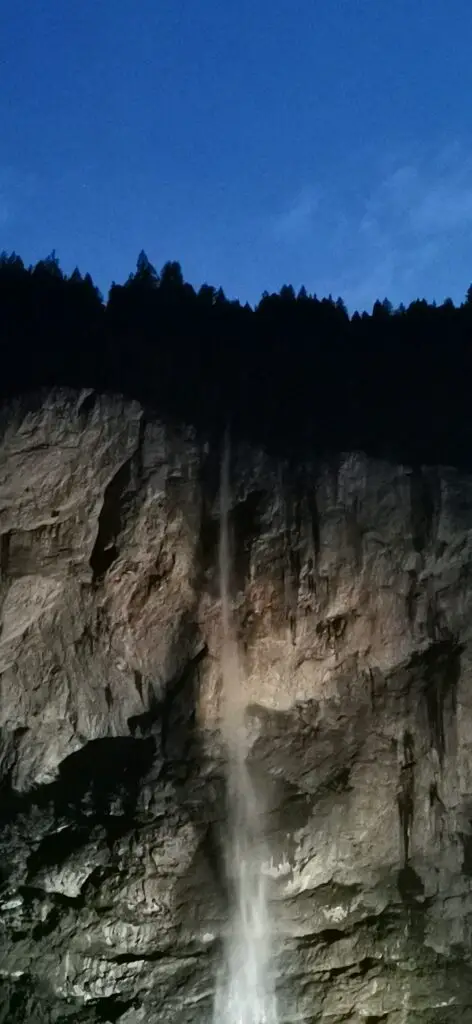 cascade à Lauterbrunnen