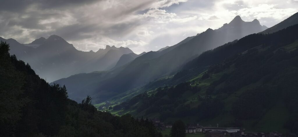 Elm via alpina suisse