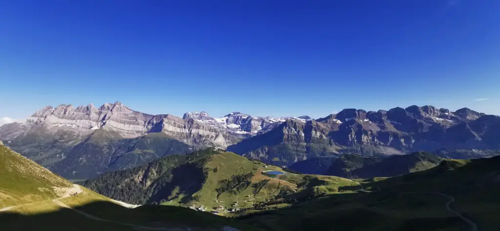 les dents du midi grande traversée des Alpes