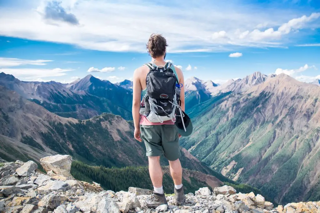 Louez vos accessoires de randonnée chez Les Petits Montagnards