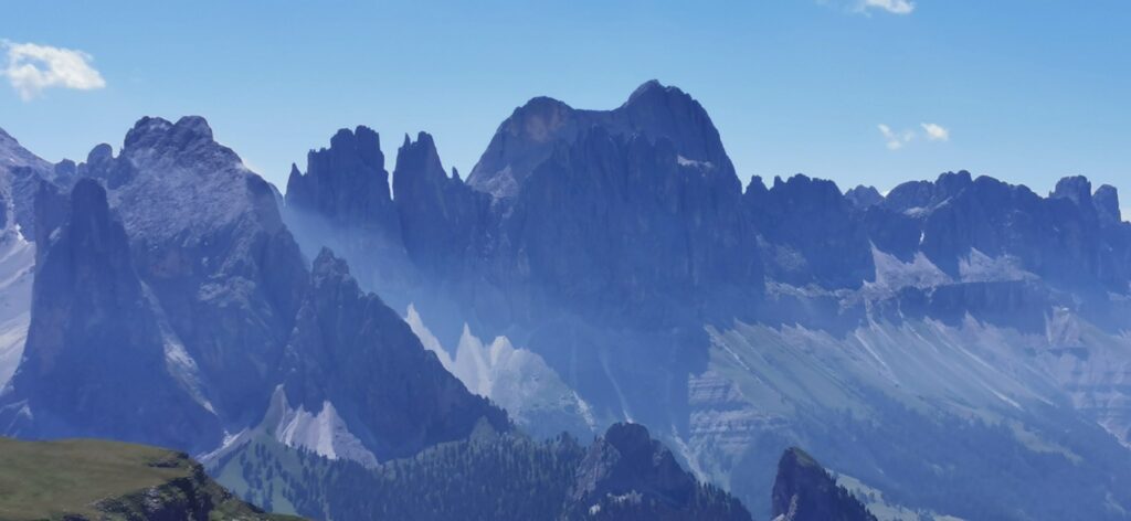 massif du catinaccio traversée des dolomites