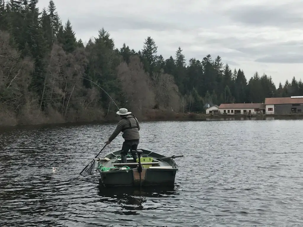 Pêche à la mouche au réservoir du Lac du Malaguet