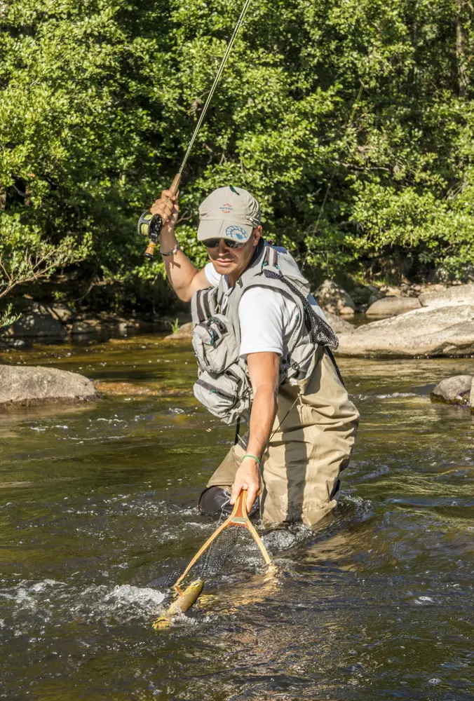 Steeve COLIN Moniteur-Guide pêche en Auvergne pour Émotion Pêche