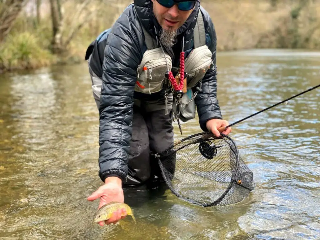 Test doudoune synthétique MILLET à la pêche à la mouche